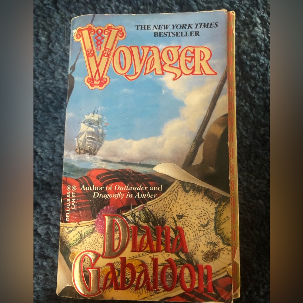 - Diana Gabaldon mass market paperback voyager